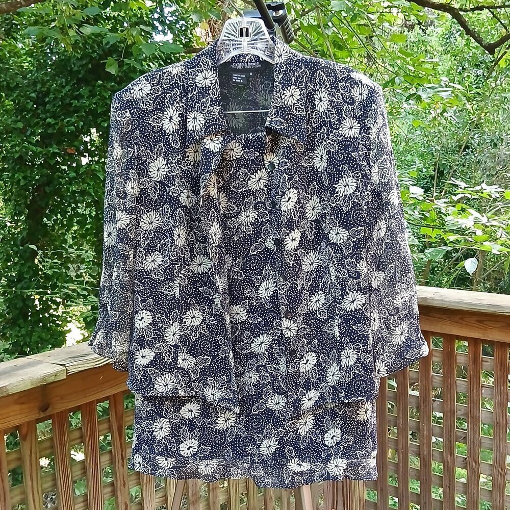 Vintage 100% Silk White Peony Floral Design on Black Blouse & Skirt Set Sz 6